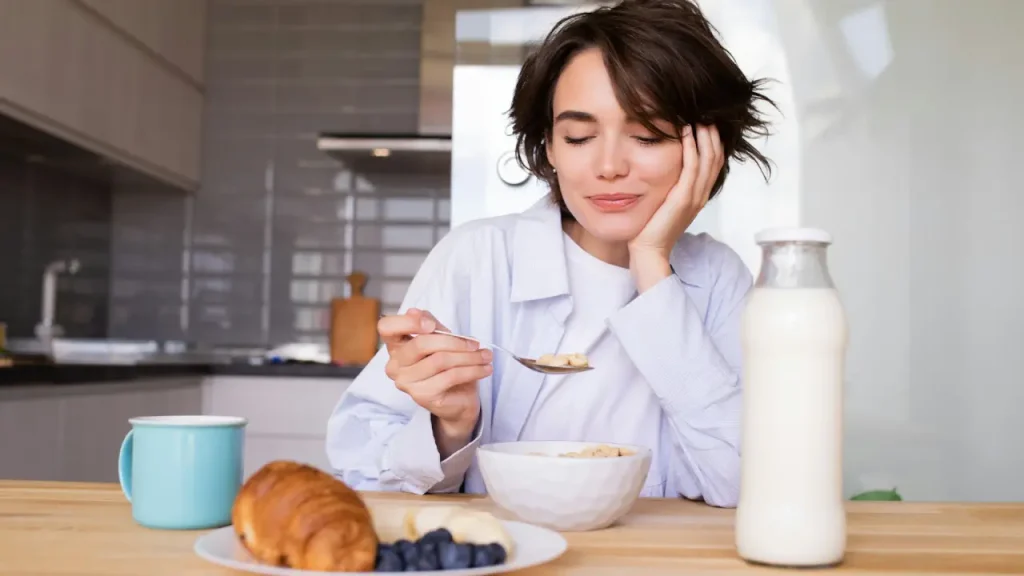 Nutrition and Depression - young woman looking depressed